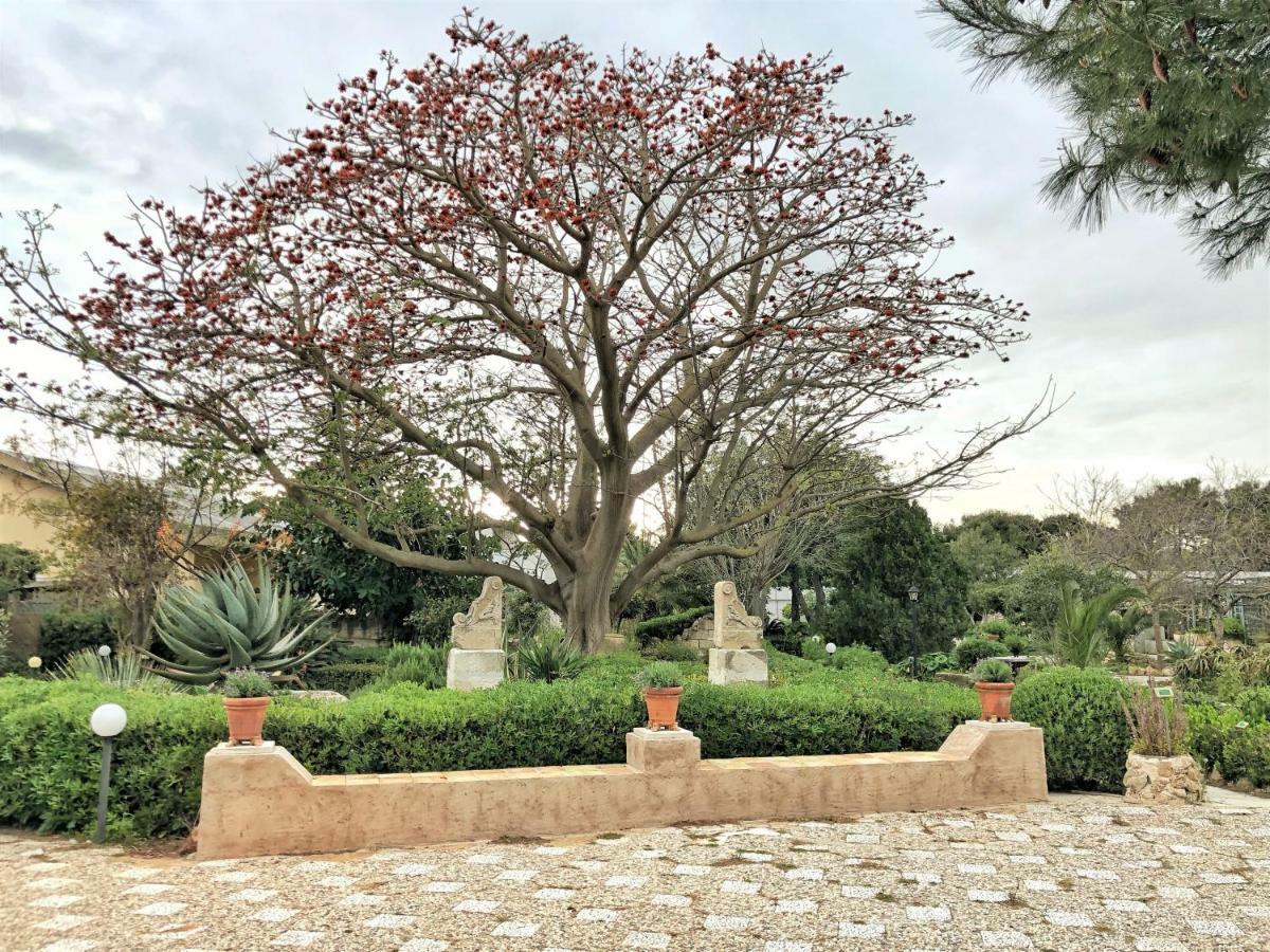 Giardino Dell'Impossibile Di Antonino Campo Apartment Favignana Luaran gambar